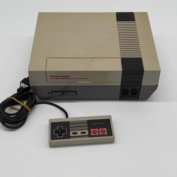 Nintendo NES Console - In goede staat beschikbaar voor biedingen