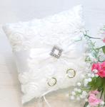 Zeer luxe trouw ringkussen met witte roosjes., Ophalen of Verzenden, Nieuw, Versiering, Geboorte of Huwelijk