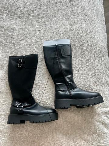 Nieuw!! Zwarte Hoge Laarzen met Gespen - New Look - beschikbaar voor biedingen