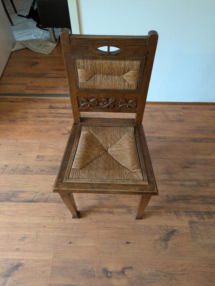 Vintage Houten Stoel met Riet Zitting, Huis en Inrichting, Stoelen, Gebruikt, Eén, Hout, Riet of Rotan, Bruin, Ophalen