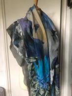 CONTRO FIGURA Italiaanse zuiver zijden shawl 130x130, CONTRO FIGURA, Ophalen of Verzenden, Zo goed als nieuw