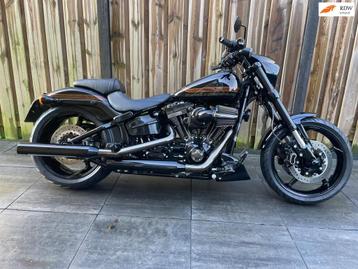 Harley Davidson Breakout pro Street CVO 110 1e eigenaar beschikbaar voor biedingen