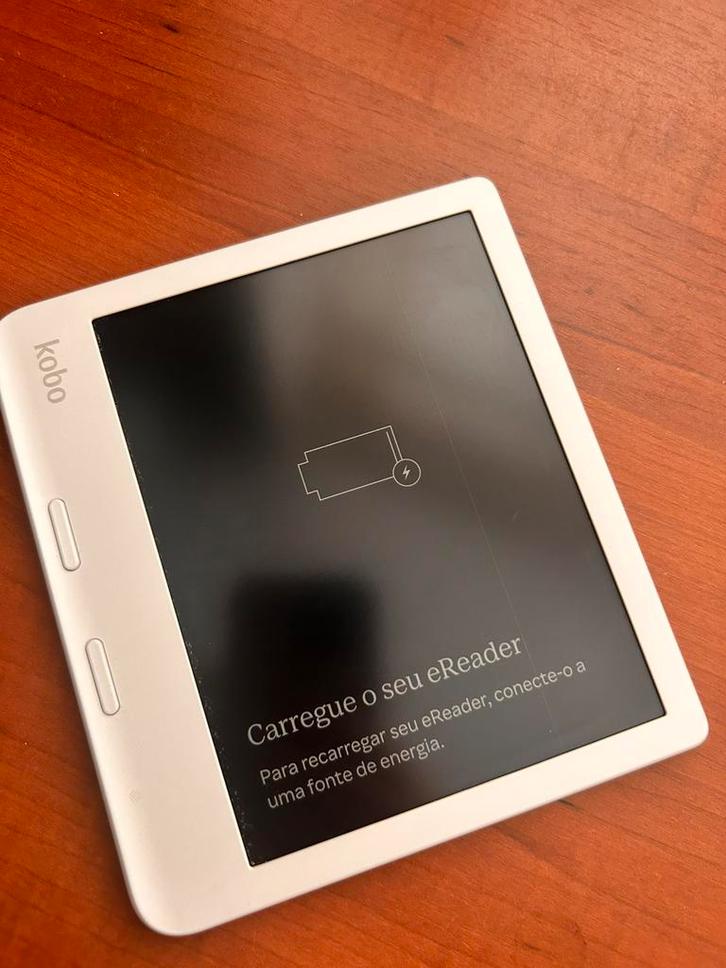 Kobo libra colour  ( klein defect), Computers en Software, E-readers, Ophalen of Verzenden