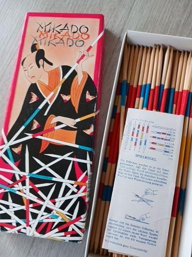 spelletjes domino stenen uno kaartspel rummikub mikado, Hobby en Vrije tijd, Gezelschapsspellen | Bordspellen, Zo goed als nieuw