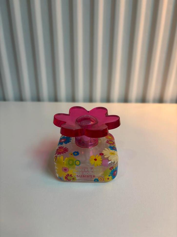 Yves Rocher Flower Party summer editie 2012 30 ml, Sieraden, Tassen en Uiterlijk, Uiterlijk | Parfum, Zo goed als nieuw, Ophalen of Verzenden