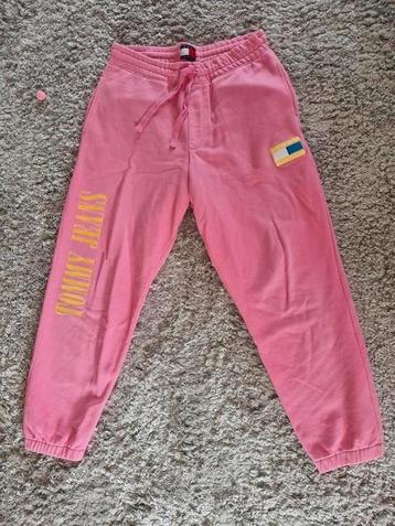 Tommy hilfiger broek beschikbaar voor biedingen