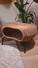 Rotan voetenbankje - Ikea Gamlehult, Huis en Inrichting, Banken | Voetenbanken en Poefen, Ophalen, Zo goed als nieuw, 50 tot 75 cm