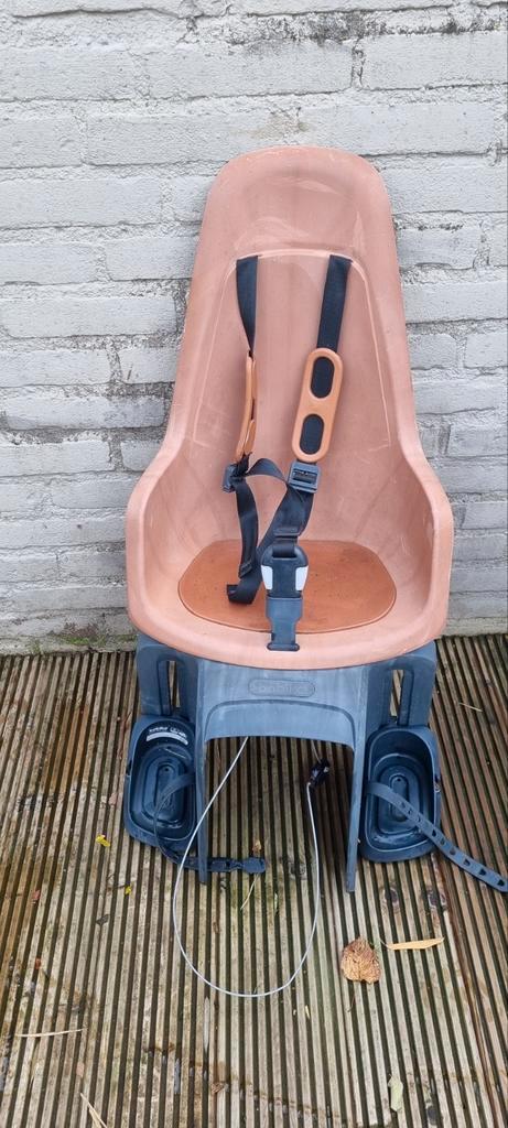 Bobike Achterzitje + 2 Montagebases, Fietsen en Brommers, Fietsaccessoires | Fietsstoeltjes, Gebruikt, Ophalen