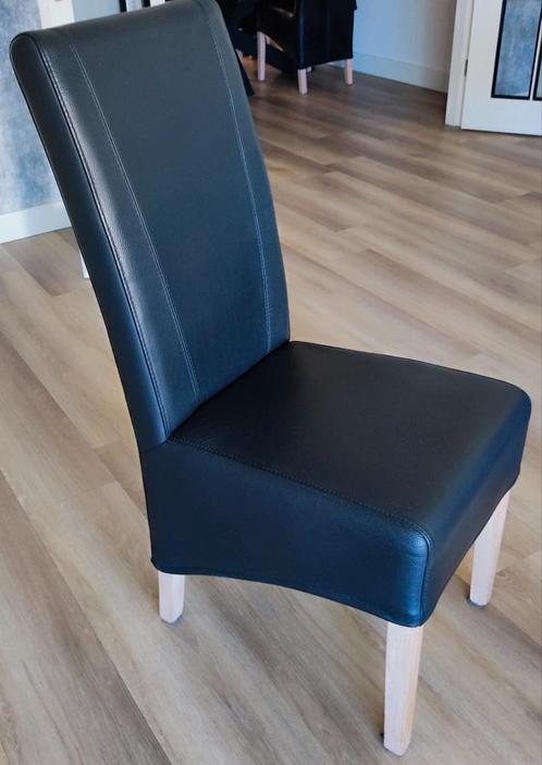Gratis 2 leren jassen bij aankoop 6 eetkamer stoelen, Huis en Inrichting, Stoelen, Vijf, Zes of meer stoelen, Zwart, Ophalen