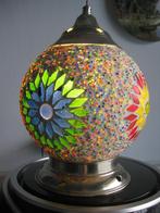 oosterse mozaïek tafellamp in zeer mooie staat hoogte 21 cm, Huis en Inrichting, Lampen | Tafellampen, Oosterse mozaïek tafellamp