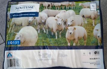 4 seizoenen dekbed nieuw. Novitesse 200x220 cm scheerwol  beschikbaar voor biedingen