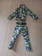 Barbie Ken kleertjes leger pak, Verzamelen, Poppen, Ophalen of Verzenden, Zo goed als nieuw, Kleertjes