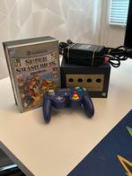 Nintendo GameCube met controller en 4 spellen., Spelcomputers en Games, Spelcomputers | Nintendo GameCube, Paars, Ophalen of Verzenden