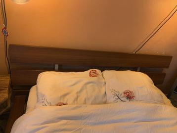 Ikea bedframe - afbeelding 2