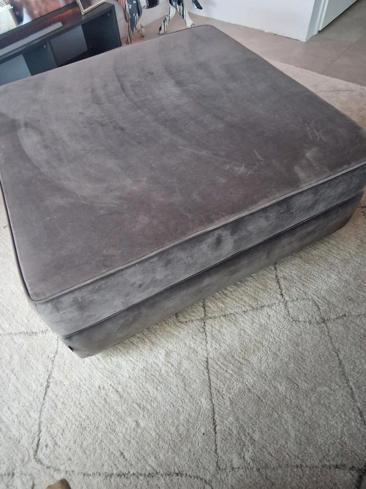 Mooie Olav poef - te groot voor nieuwe woning, Huis en Inrichting, Banken | Voetenbanken en Poefen, Gebruikt, Vierkant, Stof, Ophalen of Verzenden