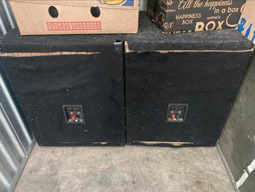 2x 500w subwoofer devine beschikbaar voor biedingen
