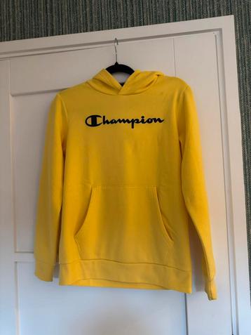 Gele Champion Hoodie - maat 164 beschikbaar voor biedingen