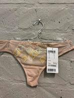 Chantelle string maat 38 NIEUW!! Nu €15,-, Kleding | Dames, Ophalen of Verzenden, String