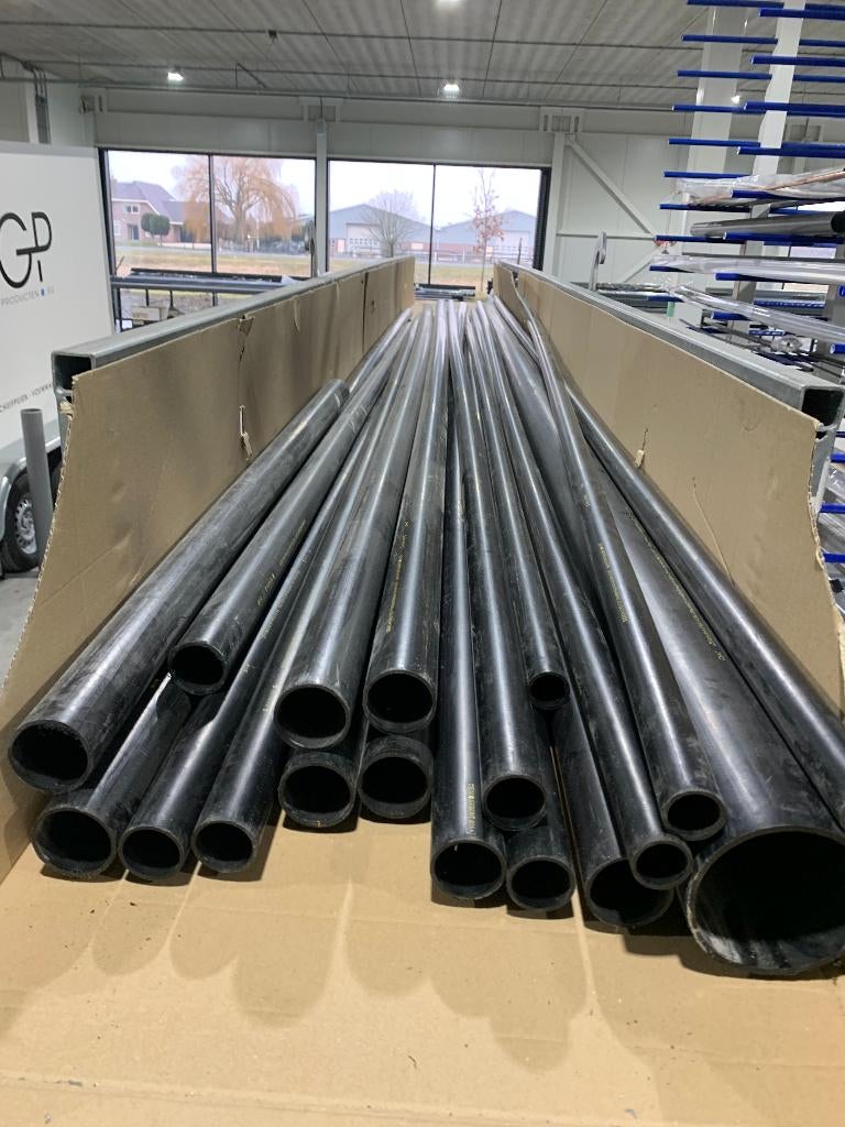 Geberit Pluvia pvc afvalwater buizen, Doe-het-zelf en Verbouw, Buizen en Afvoer, Ophalen, Pvc, 4 tot 6 meter, Zo goed als nieuw