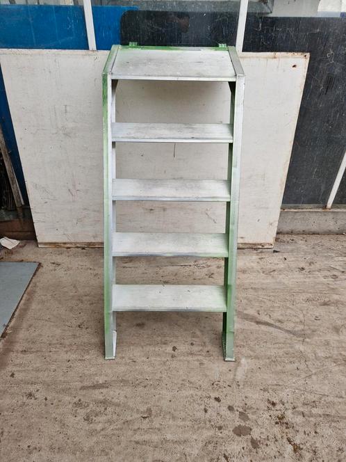 Layher bordes trap 1.00 x 0.64 mtr met platform, Doe-het-zelf en Verbouw, Ladders en Trappen, Gebruikt, Ophalen