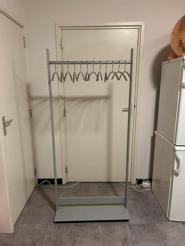 Cascando Standtogether Kapstok - Onno de Knegt, Huis en Inrichting, Woonaccessoires | Kapstokken, Zo goed als nieuw, Staande kapstok