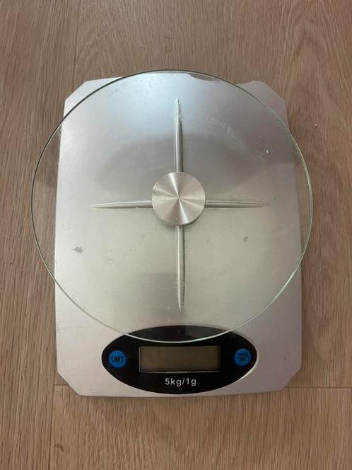 Keukenweegschaal digitaal, Huis en Inrichting, Keuken | Keukenbenodigdheden, Gebruikt, Ophalen of Verzenden