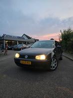 Volkswagen Golf 1.6 77KW 105pk 2003 Zwart, Auto's, Voorwielaandrijving, 1145 kg, 4 cilinders, Zwart