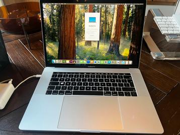 MacBook Pro 15 Touch 2018 - 2.6 i7 SC - 16GB - 512GB beschikbaar voor biedingen