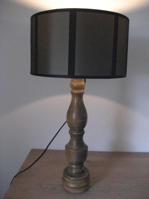 Schemerlamp tafellamp groen zwarte kap hoogte 58 cm sfeervol, Huis en Inrichting, Lampen | Tafellampen, Zo goed als nieuw, 50 tot 75 cm