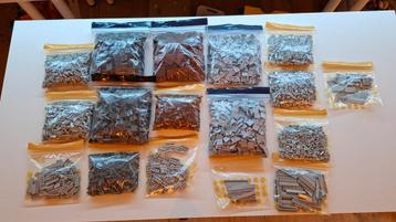 Lego ruim 2,5 kilo beschikbaar voor biedingen