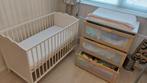 Baby Bedje commode aankleed kussen schoudertas badje, Kinderen en Baby's, Kinderkamer | Bedden, Ophalen, Zo goed als nieuw, Minder dan 140 cm