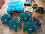 Unieke Nintendo 64 Cool Blue Set met 4 orginele controllers, Ophalen of Verzenden, Zo goed als nieuw, Met 3 controllers of meer