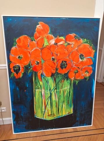 Groot schilderij met klaprozen in vaas beschikbaar voor biedingen