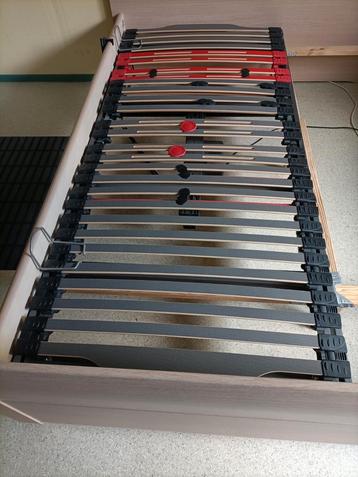 2 stuks elektrische bedbodem 90x200 cm  beschikbaar voor biedingen