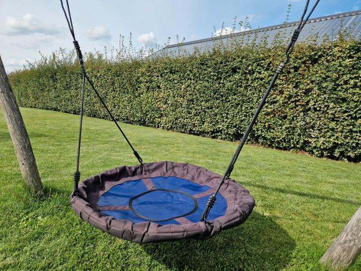 Nette nestschommel voor uren speelplezier!, Tuin en Terras, Hangmatten, Zo goed als nieuw, Meerpersoons, Buiten, Ophalen