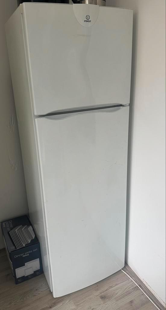 Koelkast & Meer: Huisraad Uitverkoop!, Witgoed en Apparatuur, Koelkasten en IJskasten, Gebruikt, Met vriesvak, 200 liter of meer