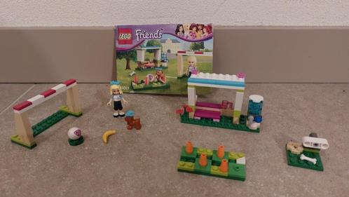 Lego Friends Stephanie's voetbaltraining 41011, Kinderen en Baby's, Speelgoed | Duplo en Lego, Gebruikt, Lego, Complete set, Ophalen of Verzenden
