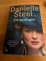 Danielle Steel - De Hertogin, Boeken, Romans, Danielle Steel, Ophalen of Verzenden, Zo goed als nieuw