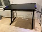 Game buro met verlichting, Huis en Inrichting, Bureaus, Ophalen, Zo goed als nieuw, Bureau
