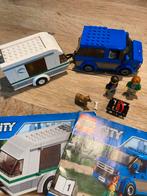 Lego city 60117, auto met caravan, Kinderen en Baby's, Speelgoed | Duplo en Lego, Ophalen of Verzenden, Zo goed als nieuw