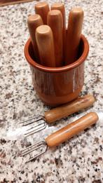 Aardewerkpotje gevuld met maiskolf houders, Huis en Inrichting, Ophalen of Verzenden, Overige materialen, Overige stijlen, Overige typen