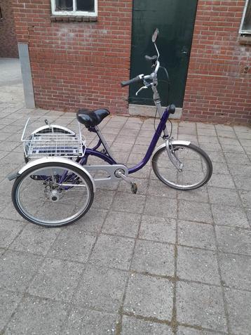 drie wieler fiets beschikbaar voor biedingen