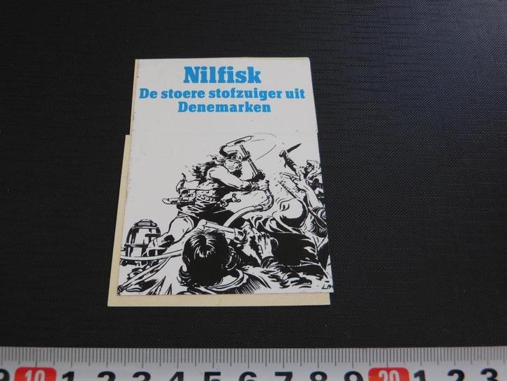 sticker NILFISK De stoere stofzuiger uit Denemarken, Verzamelen, Stickers, Zo goed als nieuw, Bedrijf of Vereniging, Ophalen