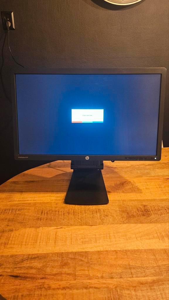 HP EliteDisplay E231 (in doos), Computers en Software, Monitoren, Zo goed als nieuw, 60 Hz of minder, VGA, IPS, Full HD, Ophalen