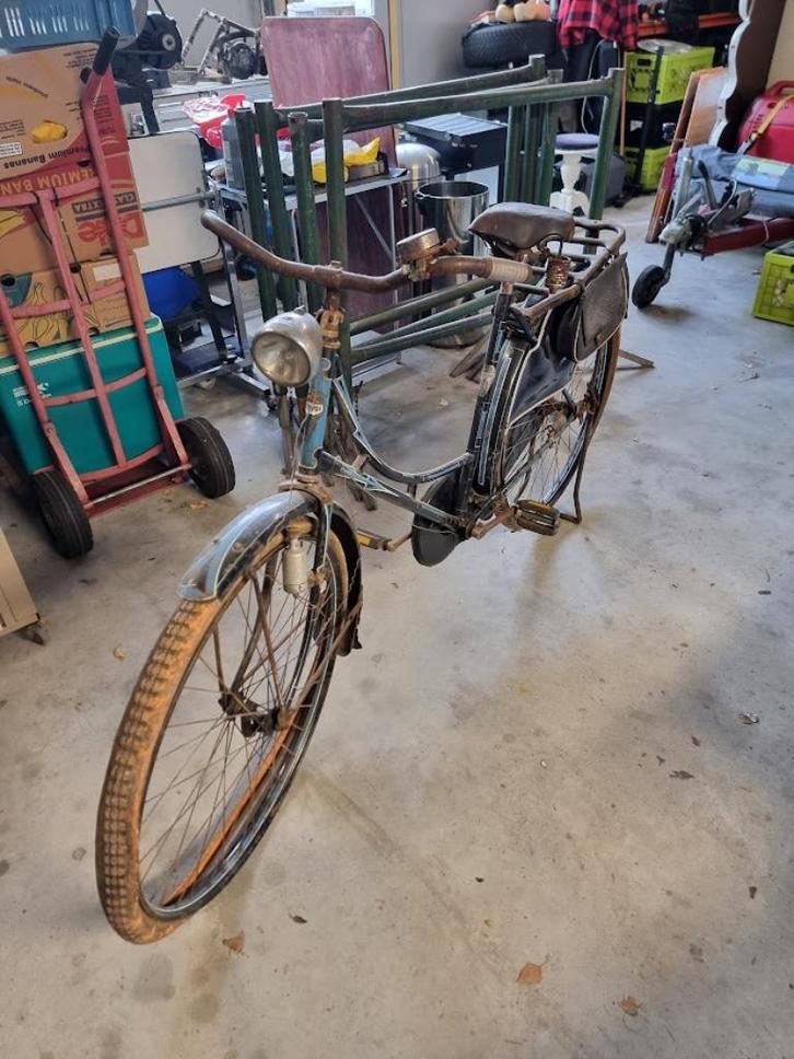 schuurvondst oldtimer antieke fietsen., Fietsen en Brommers, Fietsen | Dames | Omafietsen, Gebruikt, Versnellingen, Ophalen