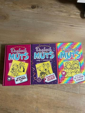 Dagboek van een Muts - 3 Boeken beschikbaar voor biedingen