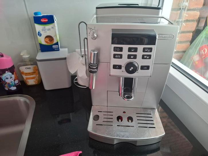 Koffie machine, Witgoed en Apparatuur, Koffiezetapparaten, Zo goed als nieuw, Koffiemachine, Ophalen