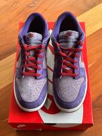 Nike Dunk Low SP Daybreak/Barn-Plum - Maat 44 - Nieuw, Ophalen of Verzenden, Nieuw, Overige kleuren, Sneakers of Gympen