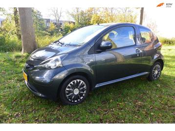 Toyota Aygo 1.0-12V*3drs*airco*elektr pakket*isofix*aux beschikbaar voor biedingen