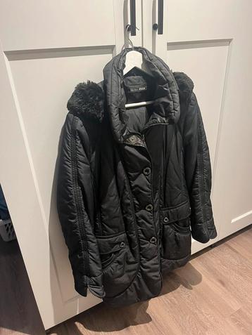 Designjas van Gerry Weber beschikbaar voor biedingen